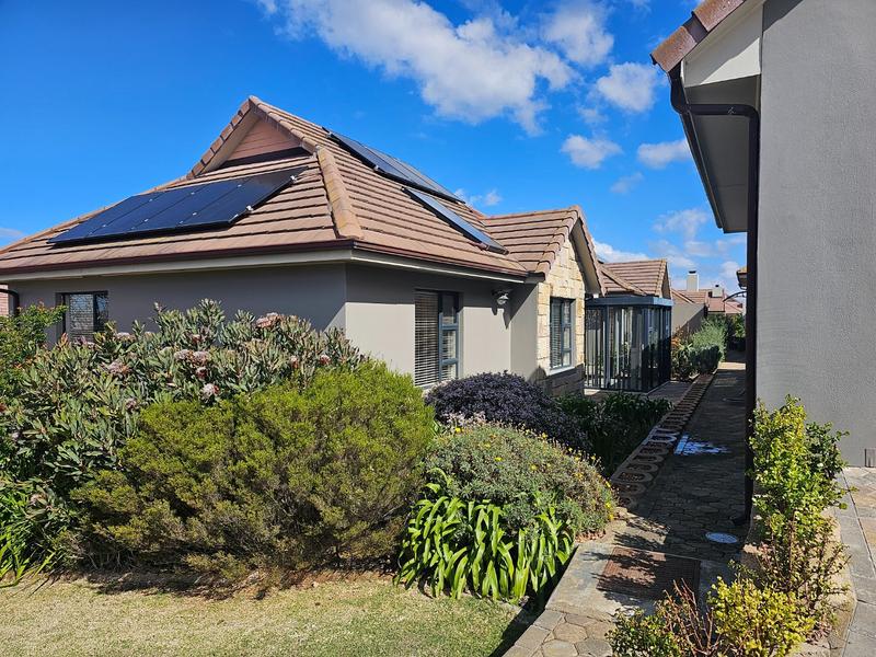 2 Bedroom Property for Sale in Paradise Coast Western Cape
